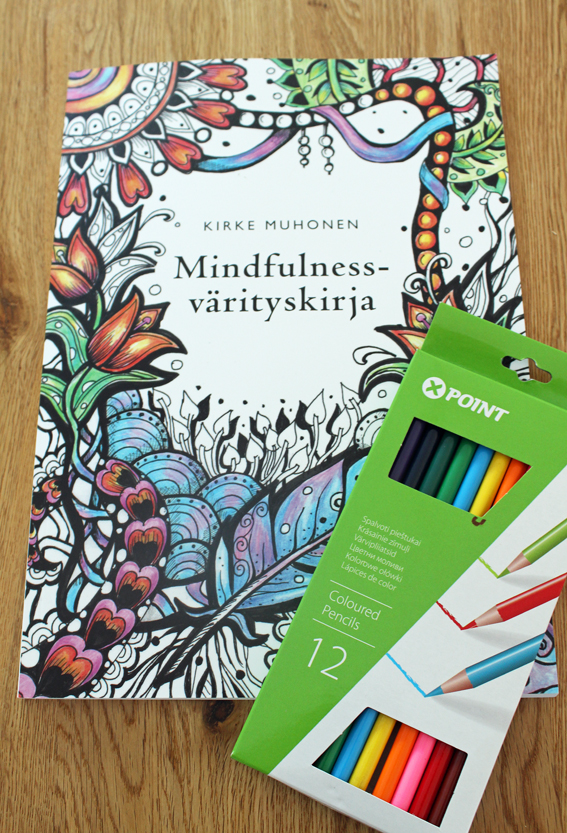 Mindfulness-värityskirja